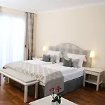 Ξενοδοχείο Rheinhotel Schulz 4*