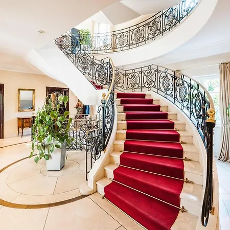 Rheinhotel Schulz 4* Ункель