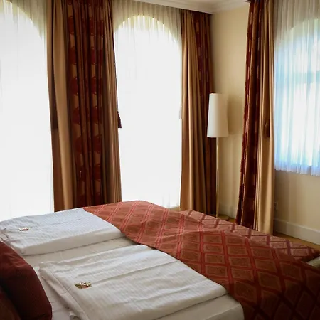 Szálloda Rheinhotel Schulz 4*