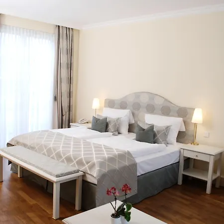 Szálloda Rheinhotel Schulz 4*