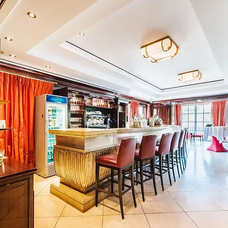 Отель Rheinhotel Schulz 4*