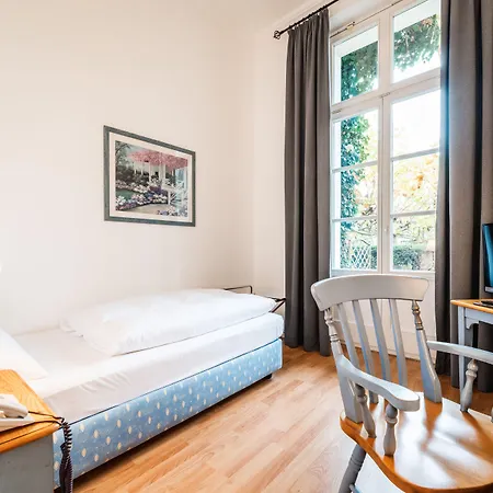 Rheinhotel Schulz Szálloda Unkel
