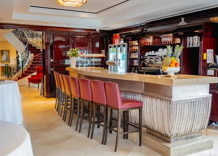 Rheinhotel Schulz 호텔 엉컬