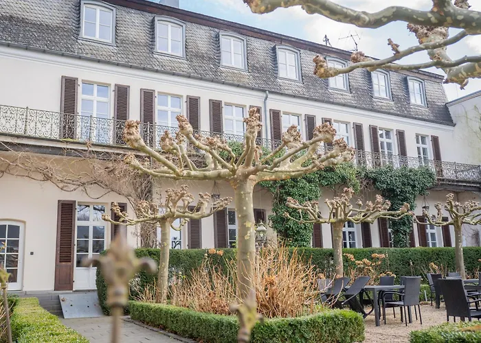 Rheinhotel Schulz 호텔 엉컬