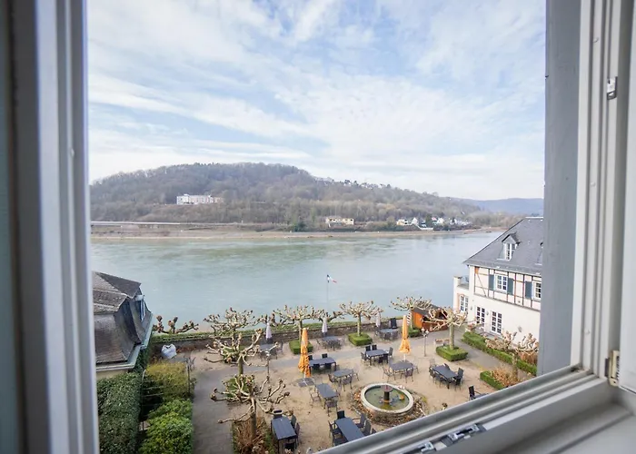 Rheinhotel Schulz 엉컬